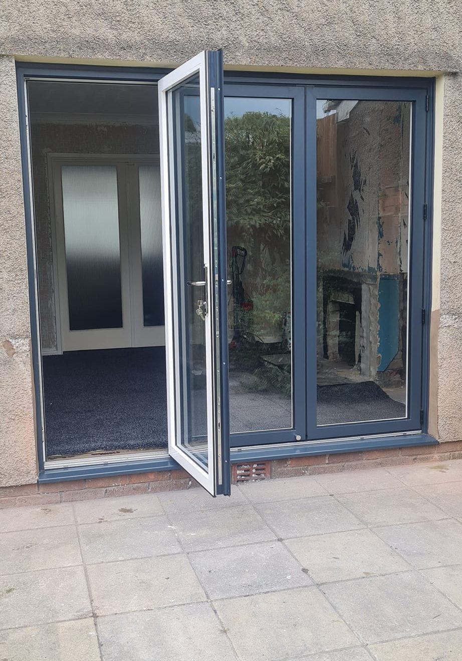 bifold door in Abergavenny, South Wales, Herefordshire and Gloucestershire